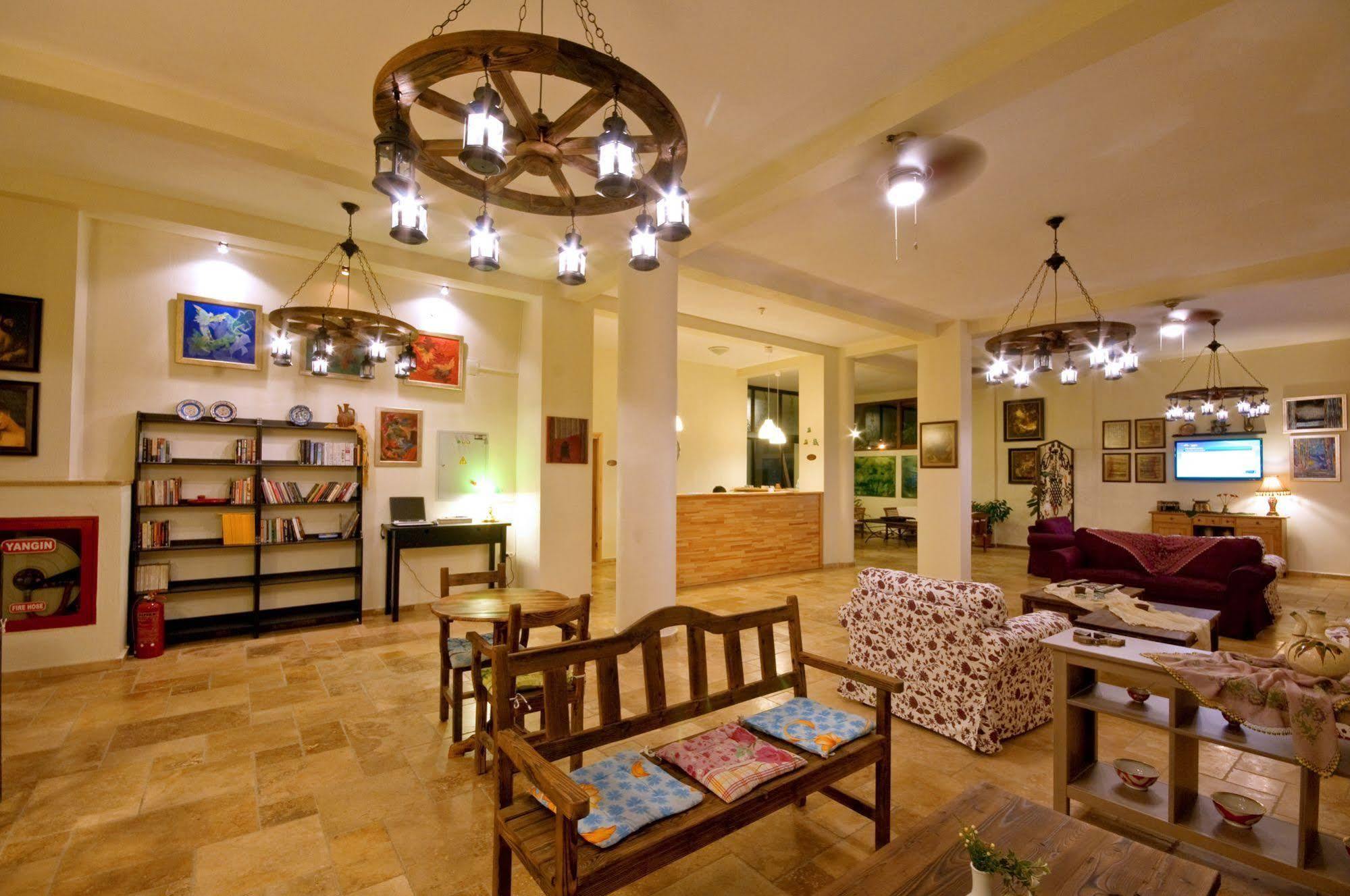 דטקה Doada Hotel מראה חיצוני תמונה