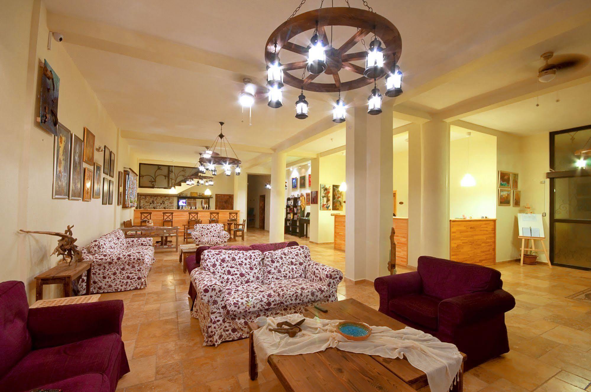 דטקה Doada Hotel מראה חיצוני תמונה